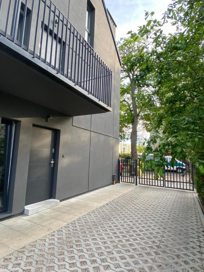Industrialna Piwnica Hostel Gdańsk Exteriör bild