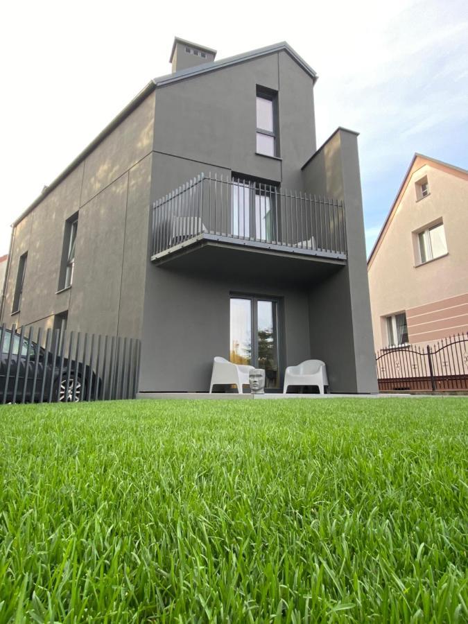 Industrialna Piwnica Hostel Gdańsk Exteriör bild