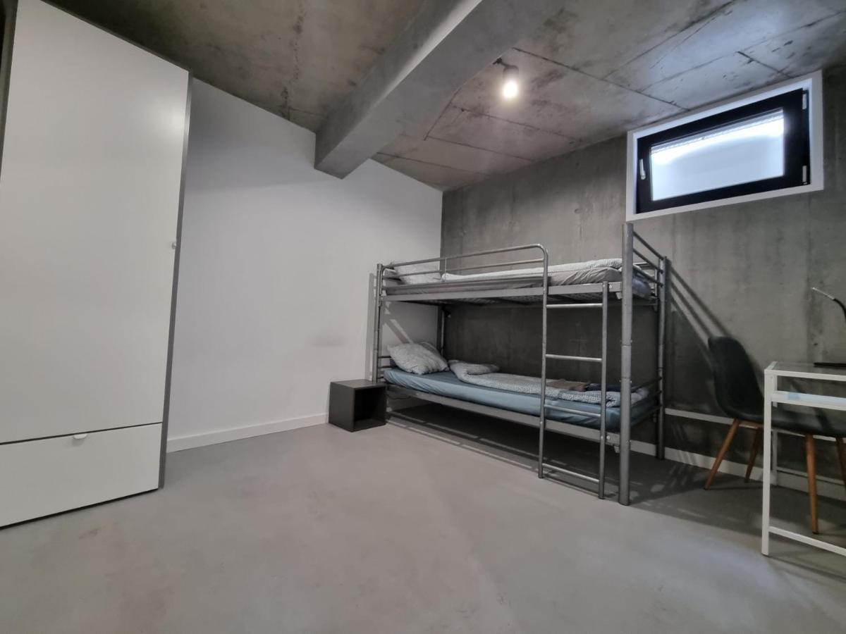 Industrialna Piwnica Hostel Gdańsk Exteriör bild